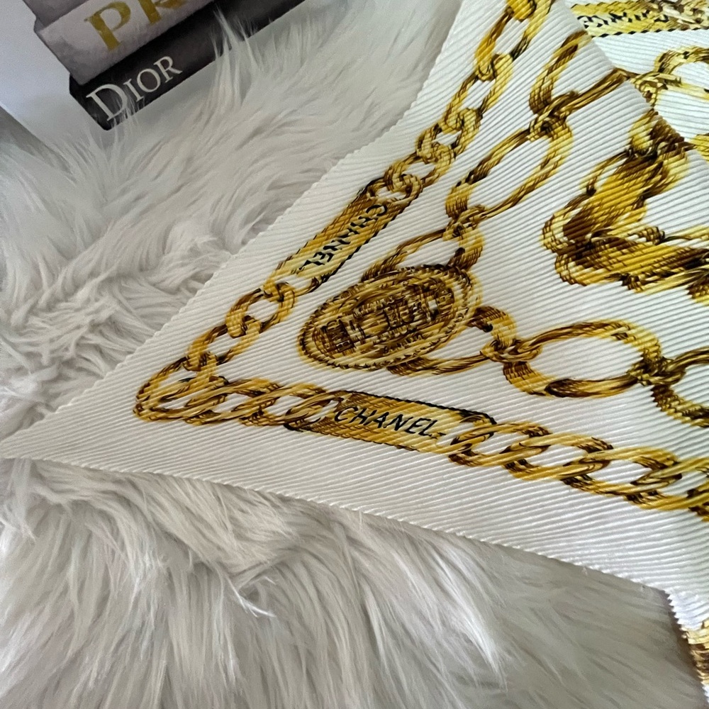 Chanel 31 Rue Cambon Silk Scarf. - Picture 14 of 16